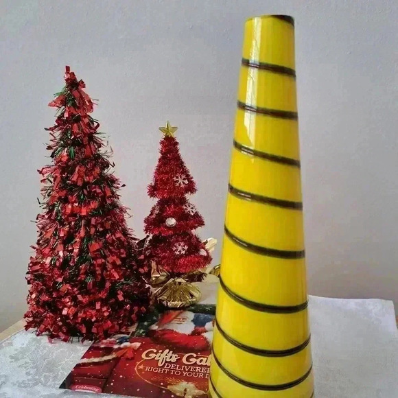 VASE  APUBLIE VINTAGE TALL COLLECTIBLE - Picture 3 of 7